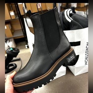 NEW Sam Edelman Laguna Chelsea Boot - Black Lug Sole Size 7